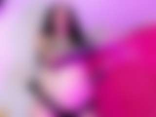 Live cam show with samyfoox - Black Hair on Gym Cam Girls