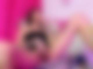 Live cam show with samyfoox - Smoking on Camsoda