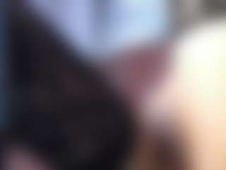 Live cam show with lilr3beca - Genital Piercings on Milf Play