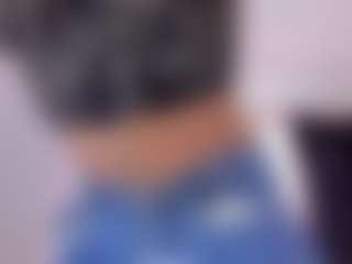 DanielysValen's Live Sex Cam Show