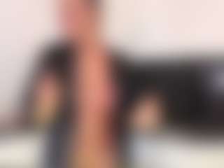 Live cam show with KeylaRoss - Muscle on Cam Slut