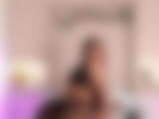 Live cam show with KeylaRoss - Smoking on Fling VIP Chat