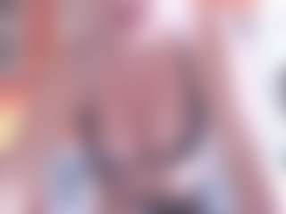 Live cam show with miranda-robinson - Blue Eyes on sexytreat.net