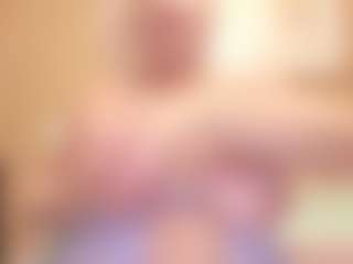 Live cam show with miranda-robinson - Blonde Hair on camgirlchat.live