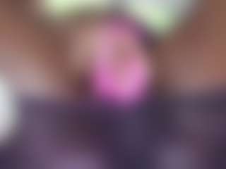 Live cam show with sexxy - Thick on Dolls Live