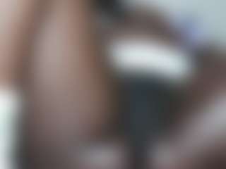 Live cam show with sexxy - Ebony on Gym Cam Girls | kenya
