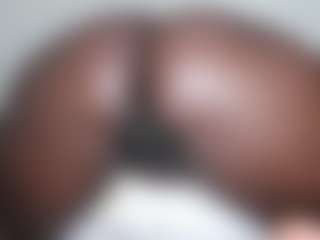 Spettacolo in cam dal vivo con sexxy - Spank su Camsoda