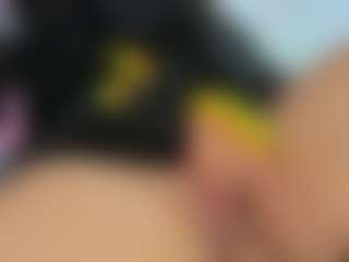 FalakYasin's Live Sex Cam Show
