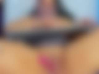 FalakYasin's Live Sex Cam Show
