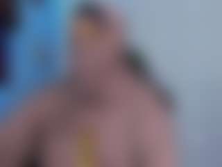FalakYasin's Live Sex Cam Show