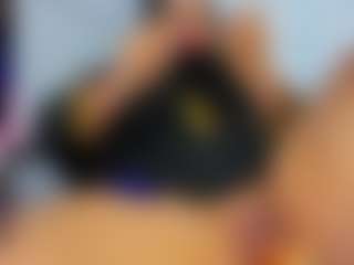 FalakYasin's Live Sex Cam Show