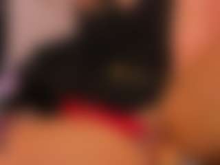 Live cam show with FalakYasin - Living Room on Camsoda