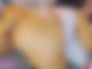Live cam show with AnnieWolf - Double Penetration on Camsoda