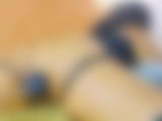 AnnieWolf's Live Sex Cam Show
