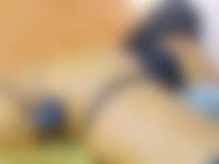 AnnieWolf's Live Sex Cam Show