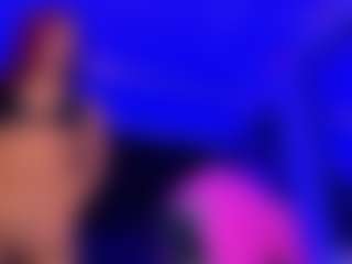 Live cam show with SachaPink - Black Hair on Milf Play