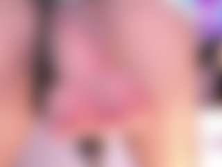 Live cam show with CookiesAndBoots - Gagging on sexylive.show