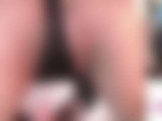 CookiesAndBoots's Live Sex Cam Show