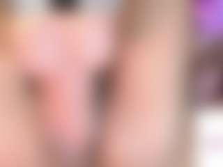 CookiesAndBoots's Live Sex Cam Show