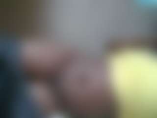 Live cam show with EbonyVallerin - Moaning on Milfs Live