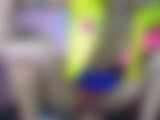 Elisse Cinnamon's Live Sex Cam Show