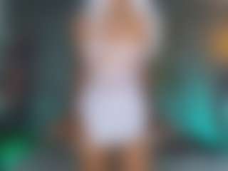 Elisse Cinnamon's Live Sex Cam Show