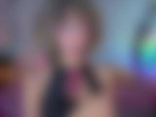 Elisse Cinnamon's Live Sex Cam Show