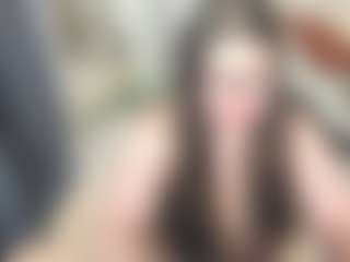 Live cam show with Kira - Oil on CamClone