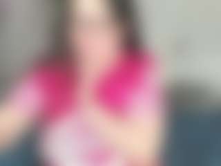 Live cam show with Kira - Hairy Pussy on sexylive.show