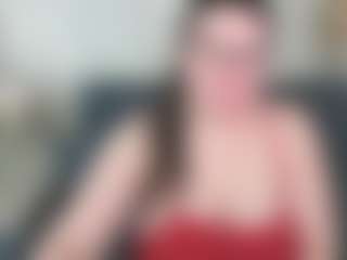 Live cam show with Kira - Green Eyes on Camsoda