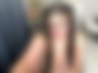 Kira's Live Sex Cam Show
