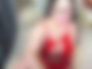 Kira's Live Sex Cam Show