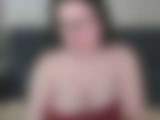 Kira's Live Sex Cam Show