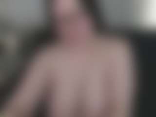 Show de câmera ao vivo com Kira - Middle Aged no Camsoda