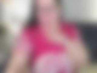 Live-camshow met Kira - Hairy Pussy op Camsoda