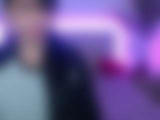 Live cam show with LiluGrants - Lesbian on Camsoda Late Night