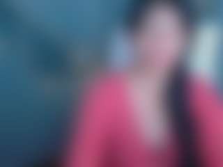 Live cam show with LiluGrants - Lesbian on Mixed Magazine Live