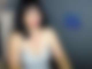 Live cam show with LiluGrants - Public on Dolls Live