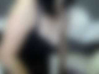 Live cam show with LiluGrants - Skinny on CamClone