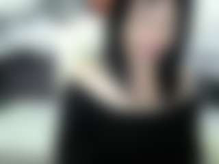 Live cam show with LiluGrants - Public on CamClone