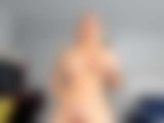 Live cam show with SureCakes - Pornstar Squirt on Camsoda