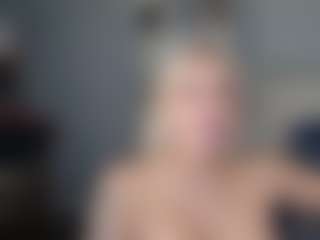 Live cam show with SureCakes - Pornstar BBW on Camming Site
