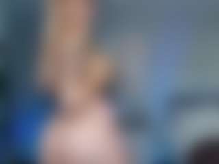 Live cam show with SureCakes - Pornstar Petite on CamwithHer