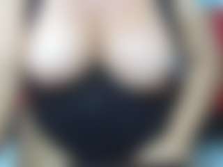 shanttal's Live Sex Cam Show
