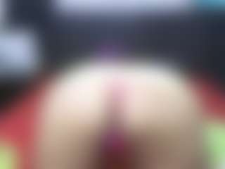 Live cam show with shanttal - Average on AdultVida.com