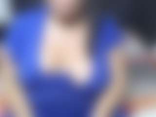 Live cam show with shanttal - Middle Aged on Camsoda
