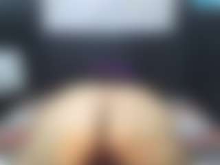 Live cam show with shanttal - Granny Dildo on liverealitysex.com