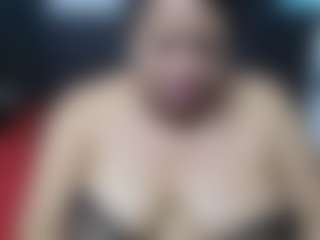 Live cam show with shanttal - Middle Aged on Stripli.com