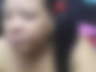 Live cam show with shanttal - Middle Aged on studioflirtlive.com