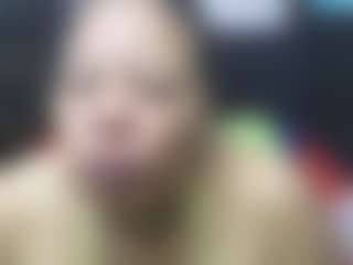 Live cam show with shanttal - Granny on madthumbs